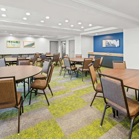 Spark by Hilton Woodbridge