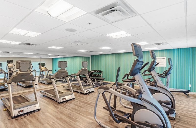 Holiday Inn Express & Suites Mobile - University Area by IHG photo 3