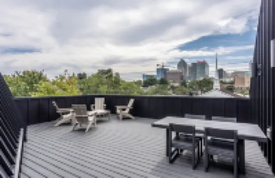 Zen Den, Downtown, Rooftop Hang, Pet Zone