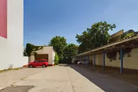 Hotel Alt-Connewitz - parking