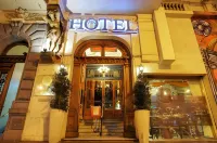 La Fresque Hotel Hotels near Bus Turístico-Circuito Amarillo-Casco Histórico-Buenos Aires Museo