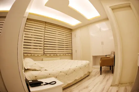 Royal Otel Отели в г. Gulbaharhatun Mahallesi