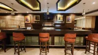 Hotel Royal Ark - Kasauli - bar
