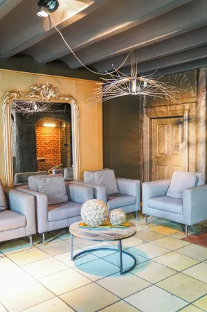 Hôtel Au Comte de Mercy Отели в г. Далем