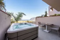 Terratorre - Hot Tub