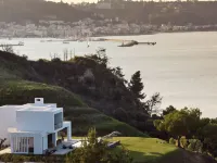 Omnia Villa