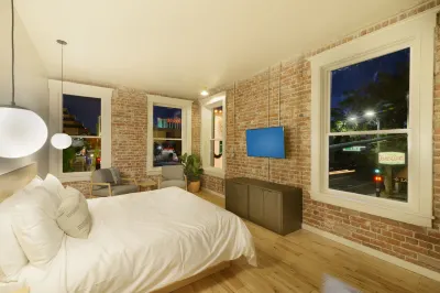 The Jesse Hotel & Bar Hotels in Downtown Reno