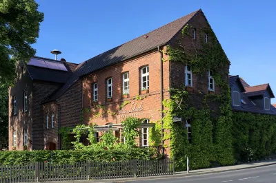 Hotel Alte Schule GmbH Hotels in der Nähe von Öffentliche Anlegestelle