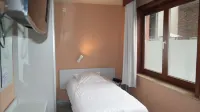 De Bonte Os Hotel & Tower Hotels in Hooglede
