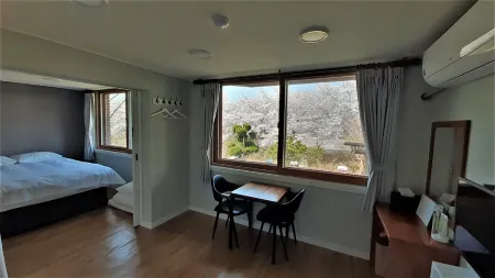 Hotel Jirisan Sunlight