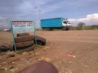 Robert's Village Inn