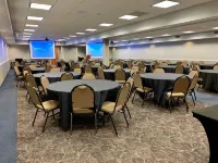 อเมริกอินน์ บายวินด์แฮม มานคาโต อีเวนท์เซ็นเตอร์