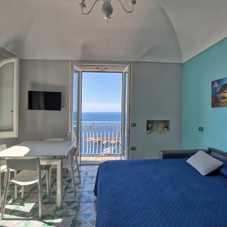 Apartments Amalfi Design Sea View Accessible by 250 Steps