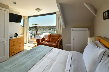 Beacon House B&B Brixham Отели в г. Бриксхем