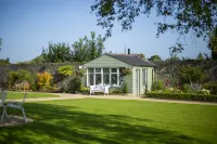 カウンティアームスビア のホテル