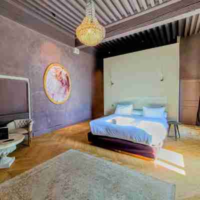 Les Chambres De La Renaissance Rooms