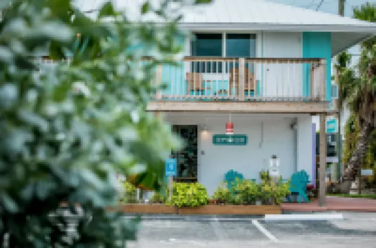 Ragged Edge Resort & Marina