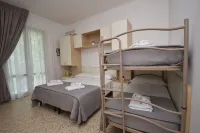 Lively Hotel Các khách sạn ở Igea Marina