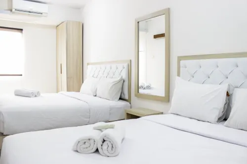 Spacious & Deluxe 2Br Gateway Ahmad Yani Cicadas Apartment Hotels in Kecamatan Cibeunying Kidul