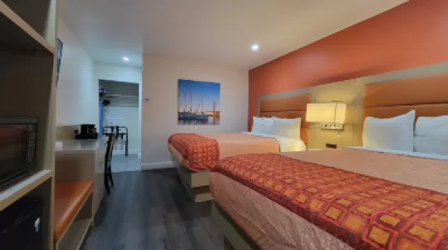 Presidio Parkway Inn Hotels near Golden Gate Bridge