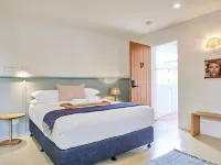 The Blue Water, Dreamtime Beach Hotels in Tweed Heads
