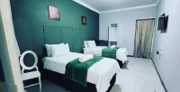 Leading Guest Farm