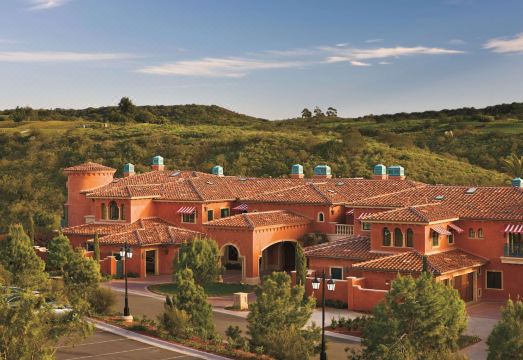 페어몬트 그랜드 델 마르 수영장 전경