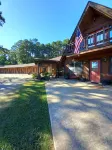 Cedar Falls Motel Hotels near Movie House Winery