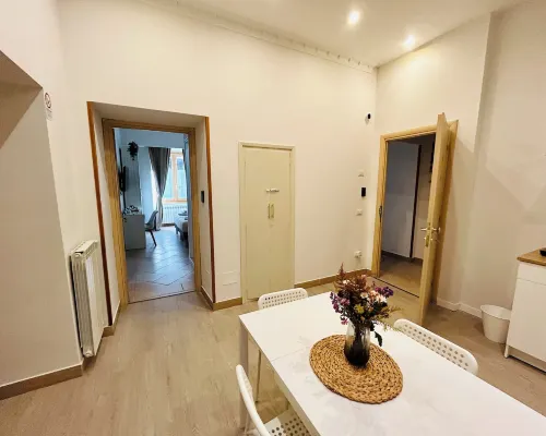 Domus Giolitti di Claudia Dell'Omo Hotels near Villa Torlonia