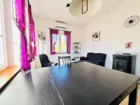 Maison proche rivière avec jardin Hotels in Esneux