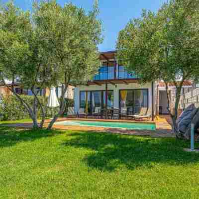 Kalma Villa Dio Hotel Exterior