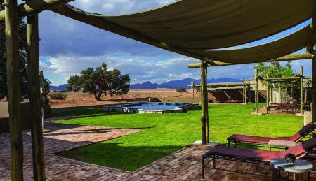 Sossusvlei Lodge Отели в г. Сезрим