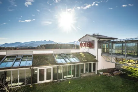 Hotel Irschenberg Süd Отели в г. Фельдкирхен-Вестерхам