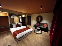 Le royaume des Lions Hotels in Saint-Ouen-en-Brie