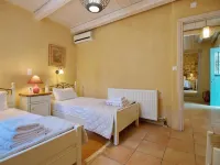 فيلا فيجلا إن ستيلوس فنادق في أبوكوروناس