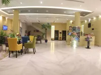 شقق منازل سوات للشقق المخدومة Hotels near الراشد مول