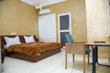 Hôtel Saint Lazaros