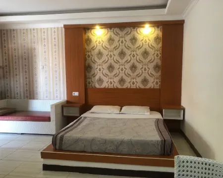 Hotel Pantai Mutiara Hotels in Cisolok