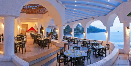 Tesoro Manzanillo All Inclusive