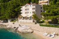 Hotel Sunceva Postelja Brela Hotels near Punta Rata Beach