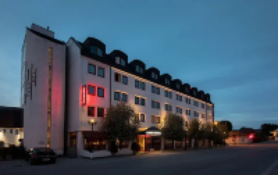 스칸딕 호네포스  호텔