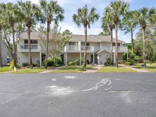 Cassine Gardens 273- Kwitcherbeachin'