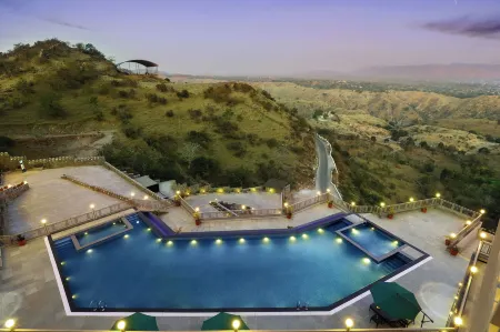 Lemon Tree Resort, Kumbhalgarh Отели в г. Раджсаманд