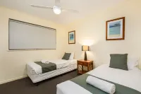 Marcoola Beach Resort Hotels in Marcoola