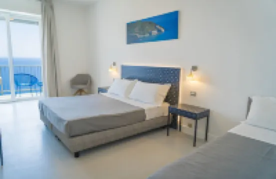 歐薩瑪吉歐雷酒店 卡斯特羅酒店