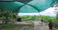 因帕拉尼爾澤爾郊外小屋 - 陽台
