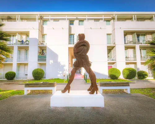 ซิตี้ เรสซิเดนซ์ อาวีญง (5 Epi) โรงแรมในอาวีญง