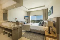 Caneiros Luxury House & Suites Hotels in Ferragudo