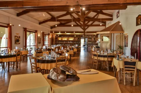 Logis Hôtel Restaurant Solenca Отели в г. Рискль
