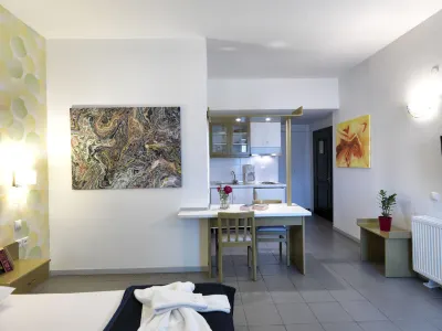 Elia Apartments